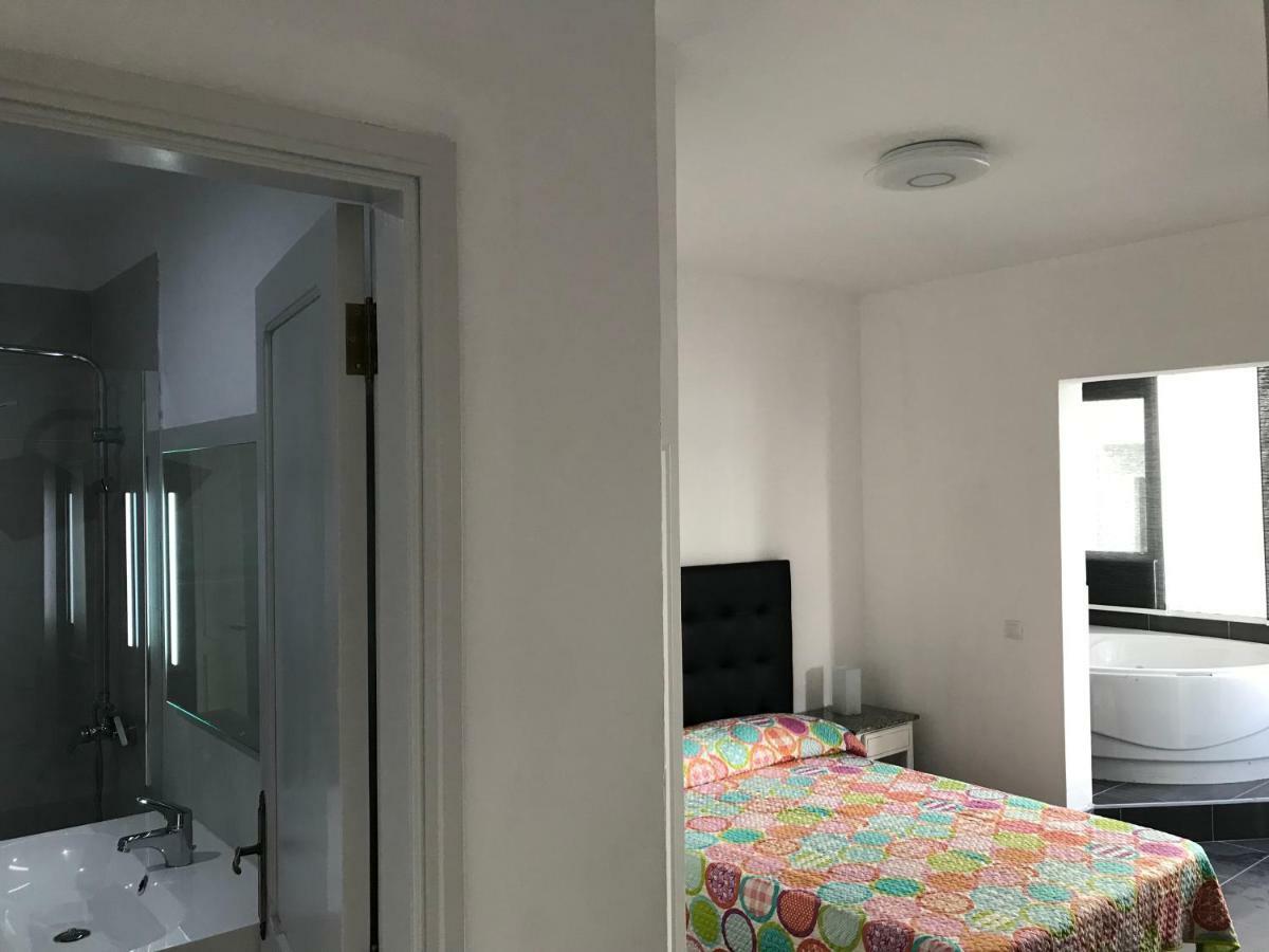 Apartamento Centro De Arrecife Luaran gambar